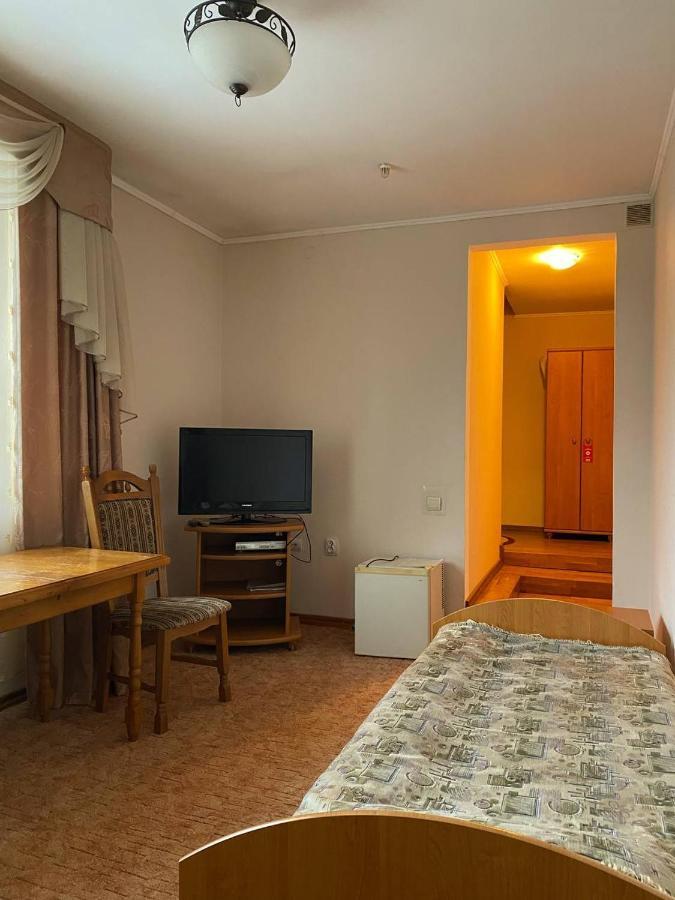 Lemon Hotel Drohobytsj Buitenkant foto